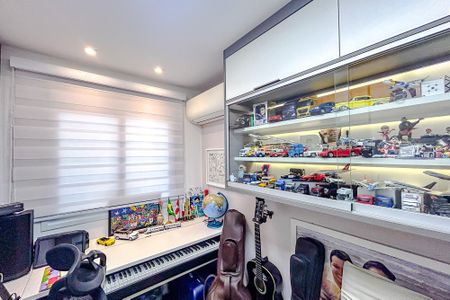Apartamento à venda com 102m², 3 quartos e 2 vagasQuarto 3