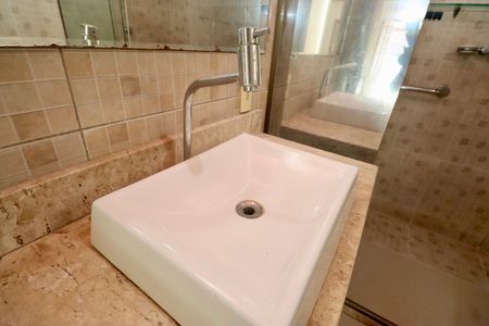 Casa para alugar com 350m², 5 quartos e 2 vagasSuíte 2