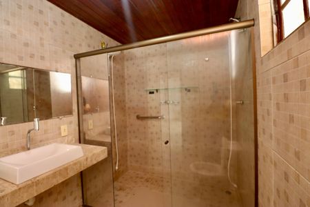 Casa para alugar com 350m², 5 quartos e 2 vagasSuíte 2