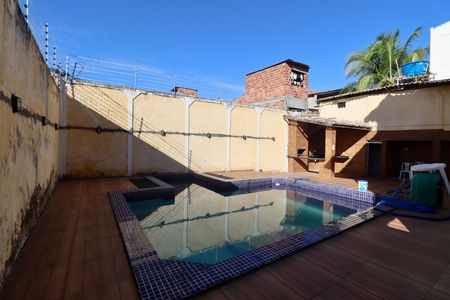 Casa para alugar com 350m², 5 quartos e 2 vagasPiscina