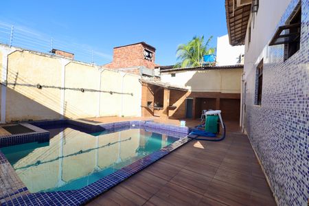 Casa para alugar com 350m², 5 quartos e 2 vagasPiscina