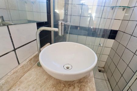 Casa para alugar com 350m², 5 quartos e 2 vagasSuíte 4