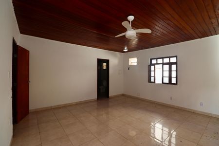Casa para alugar com 350m², 5 quartos e 2 vagasQuarto 3