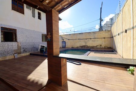 Casa para alugar com 350m², 5 quartos e 2 vagasPiscina