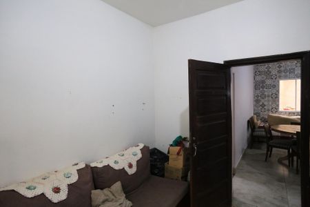 Casa à venda com 400m², 3 quartos e 4 vagas Casa à venda com 400m², 3 quartos e 4 vagasQuarto