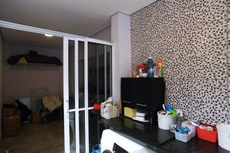 Casa à venda com 400m², 3 quartos e 4 vagas Casa à venda com 400m², 3 quartos e 4 vagasÁrea de Serviço