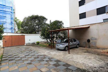 Casa à venda com 400m², 3 quartos e 4 vagas Casa à venda com 400m², 3 quartos e 4 vagasÁrea externa