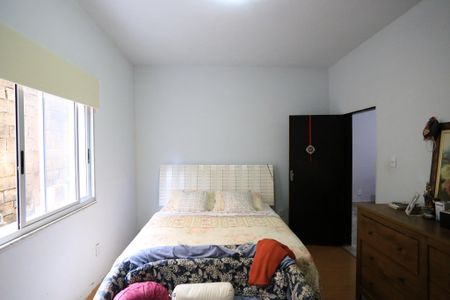 Casa à venda com 400m², 3 quartos e 4 vagas Casa à venda com 400m², 3 quartos e 4 vagasSuíte