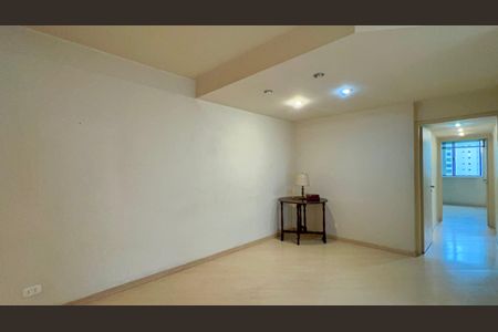 Apartamento à venda com 107m², 3 quartos e 1 vaga Apartamento à venda com 107m², 3 quartos e 1 vagaSala