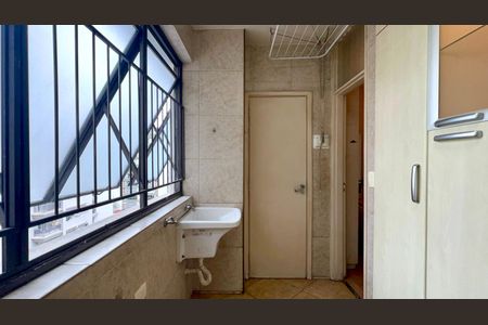 Apartamento à venda com 107m², 3 quartos e 1 vaga Apartamento à venda com 107m², 3 quartos e 1 vagaÁrea de Serviço