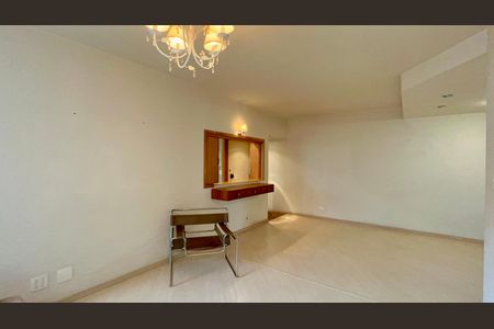 Apartamento à venda com 107m², 3 quartos e 1 vaga Apartamento à venda com 107m², 3 quartos e 1 vagaSala