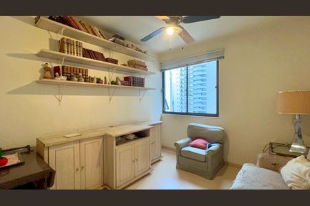 Apartamento à venda com 107m², 3 quartos e 1 vaga Apartamento à venda com 107m², 3 quartos e 1 vagaQuarto 2