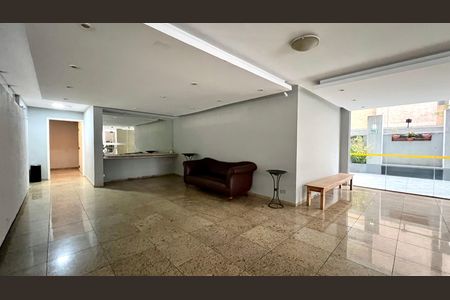 Apartamento à venda com 107m², 3 quartos e 1 vaga Apartamento à venda com 107m², 3 quartos e 1 vagaHall de entrada