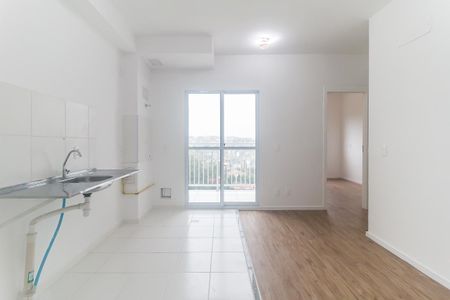 Sala/Cozinha de apartamento para alugar com 2 quartos, 44m² em Vila Varela, Poá