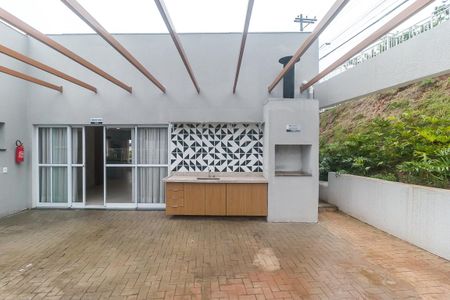 Apartamento para alugar com 44m², 2 quartos e 1 vaga Apartamento para alugar com 44m², 2 quartos e 1 vagaÁrea comum - Churrasqueira