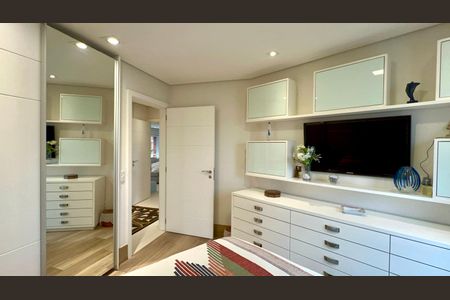 Apartamento à venda com 150m², 3 quartos e 2 vagas Apartamento à venda com 150m², 3 quartos e 2 vagasQuarto 2