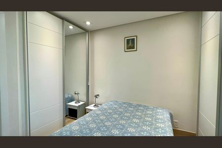 Apartamento à venda com 150m², 3 quartos e 2 vagas Apartamento à venda com 150m², 3 quartos e 2 vagasQuarto 1