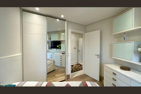 Apartamento à venda com 150m², 3 quartos e 2 vagas Apartamento à venda com 150m², 3 quartos e 2 vagasQuarto 2