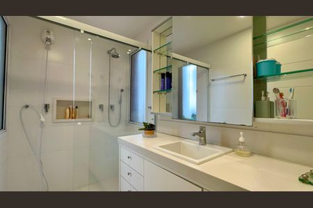 Apartamento à venda com 150m², 3 quartos e 2 vagas Apartamento à venda com 150m², 3 quartos e 2 vagasBanheiro