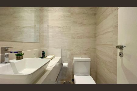 Apartamento à venda com 150m², 3 quartos e 2 vagas Apartamento à venda com 150m², 3 quartos e 2 vagasLavabo