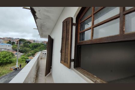 Casa para alugar com 130m², 3 quartos e 1 vaga Casa para alugar com 130m², 3 quartos e 1 vagaSacada