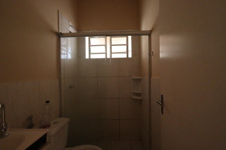 Casa para alugar com 126m², 2 quartos e 2 vagas Casa para alugar com 126m², 2 quartos e 2 vagasBanheiro