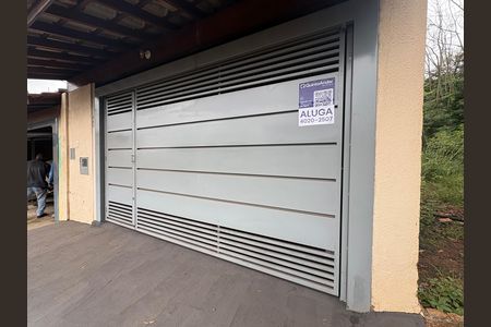 Casa para alugar com 126m², 2 quartos e 2 vagas Casa para alugar com 126m², 2 quartos e 2 vagasFachada