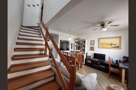 Casa de condomínio à venda com 65m², 2 quartos e 2 vagasFoto 01
