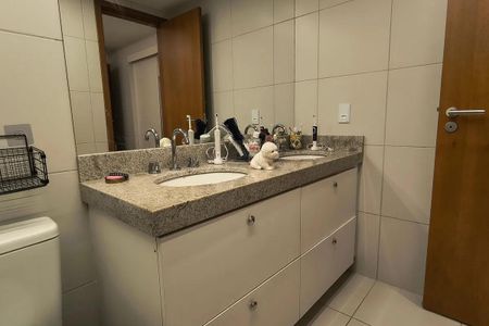 Apartamento à venda com 150m², 5 quartos e 2 vagas