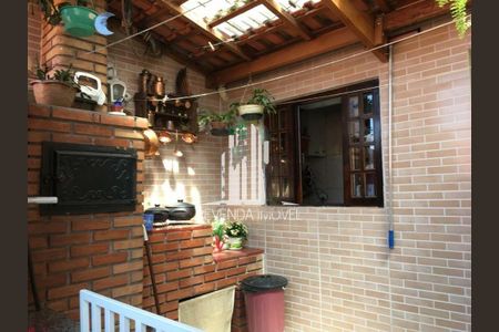 Casa à venda com 141m², 3 quartos e 5 vagas