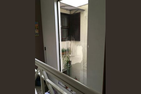 Casa à venda com 141m², 3 quartos e 5 vagas