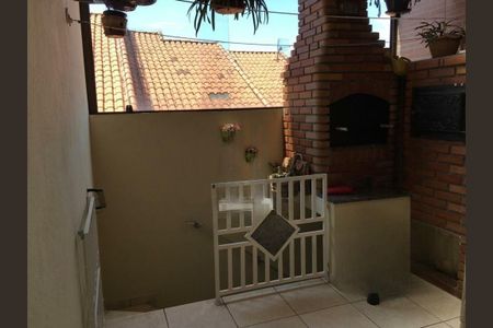 Casa à venda com 141m², 3 quartos e 5 vagas