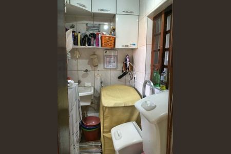 Casa à venda com 141m², 3 quartos e 5 vagas