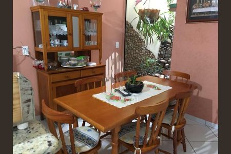 Casa à venda com 3 quartos, 141m² em Vila Matilde, São Paulo