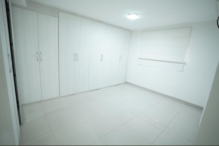Apartamento para alugar com 123m², 3 quartos e 1 vaga