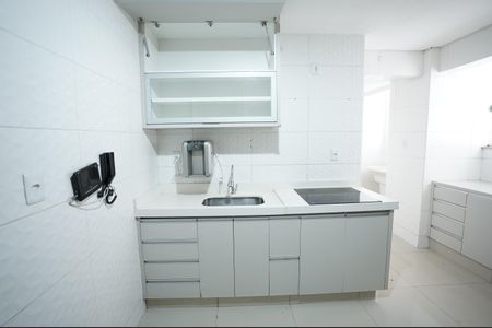 Apartamento para alugar com 123m², 3 quartos e 1 vaga