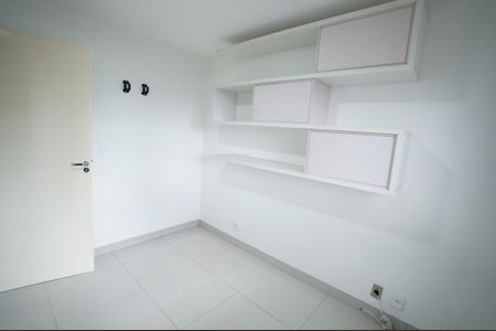 Apartamento para alugar com 123m², 3 quartos e 1 vaga