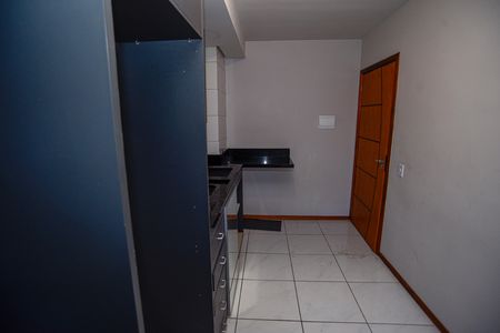 Cozinha de apartamento para alugar com 2 quartos, 40m² em Jardim Algarve, Viamão