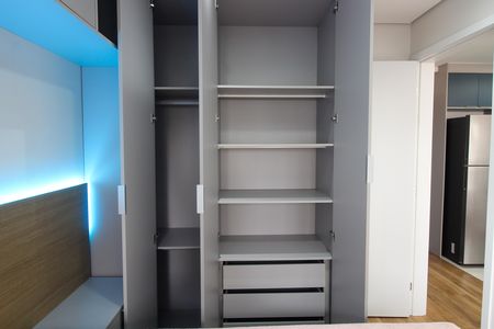 Apartamento para alugar com 40m², 2 quartos e 1 vaga Apartamento para alugar com 40m², 2 quartos e 1 vagaQuarto 1 - Armários