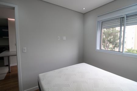 Quarto 1 de apartamento para alugar com 2 quartos, 40m² em Vila Butantã, São Paulo