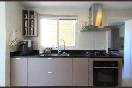 Apartamento à venda com 142m², 3 quartos e 2 vagas Apartamento à venda com 142m², 3 quartos e 2 vagasFoto 08