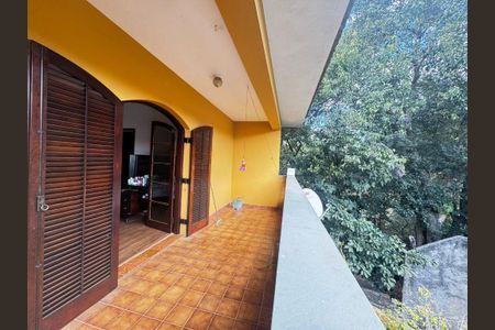 Casa à venda com 23m², 4 quartos e 6 vagas Casa à venda com 23m², 4 quartos e 6 vagasFoto 25