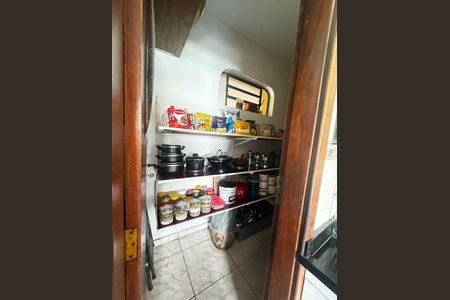 Casa à venda com 23m², 4 quartos e 6 vagas Casa à venda com 23m², 4 quartos e 6 vagasFoto 12