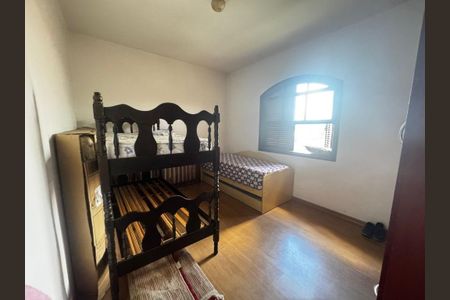 Casa à venda com 23m², 4 quartos e 6 vagas Casa à venda com 23m², 4 quartos e 6 vagasFoto 32