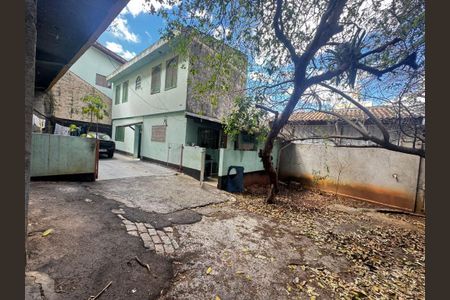 Casa à venda com 23m², 4 quartos e 6 vagas Casa à venda com 23m², 4 quartos e 6 vagasFoto 04