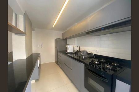 Foto 05 de apartamento à venda com 2 quartos, 81m² em Itaim Bibi, São Paulo