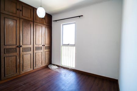 Apartamento para alugar com 90m², 3 quartos e 2 vagas Apartamento para alugar com 90m², 3 quartos e 2 vagasQuarto