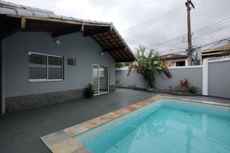 Casa de condomínio à venda com 173m², 3 quartos e 1 vaga Casa de condomínio à venda com 173m², 3 quartos e 1 vagaPiscina
