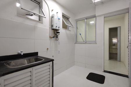 Casa de condomínio à venda com 173m², 3 quartos e 1 vaga Casa de condomínio à venda com 173m², 3 quartos e 1 vagaÁrea de Serviço