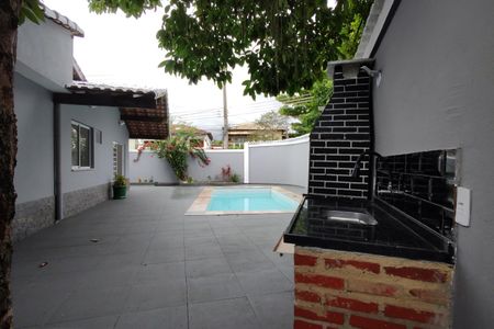 Casa de condomínio à venda com 173m², 3 quartos e 1 vaga Casa de condomínio à venda com 173m², 3 quartos e 1 vagaQuintal